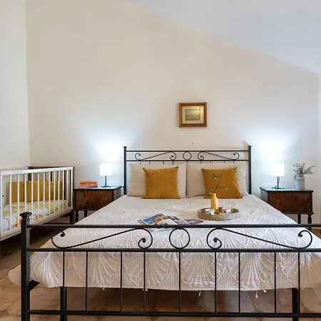 Sos Candhaleris By Interhome Apartamento Nulvi
