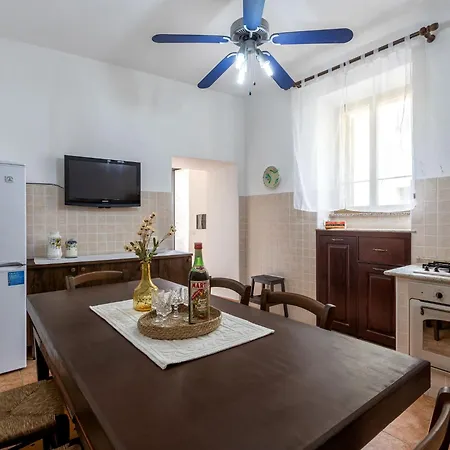 Sos Candhaleris By Interhome Apartment